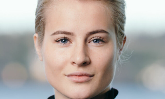 Milliardærarvingen flyttet hjem etter at stalkingen tok overhånd